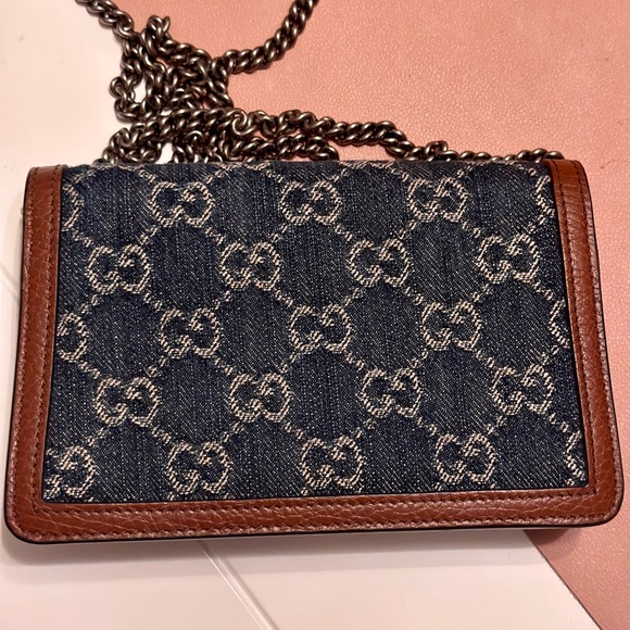 Giftaway January 2024 - Picture 4 of 10